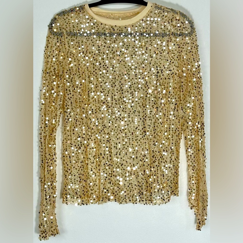 NWOT Gold Sequin Mesh Top. Size L.